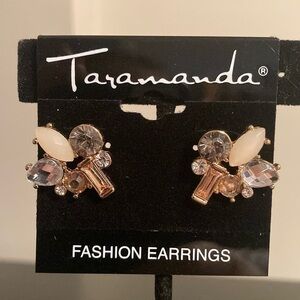 Taramanda Gold and Cream Crystal Earrings